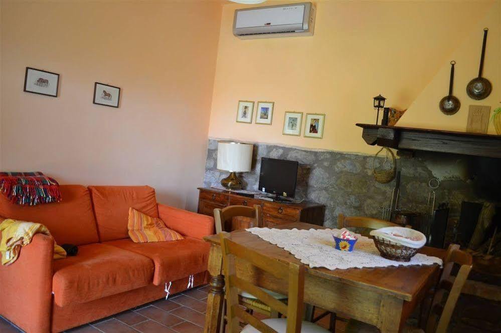 Agriturismo Le Spighe Proceno Kültér fotó